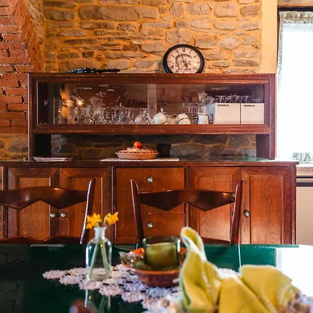 Cascina Galli Bed and breakfast Merana